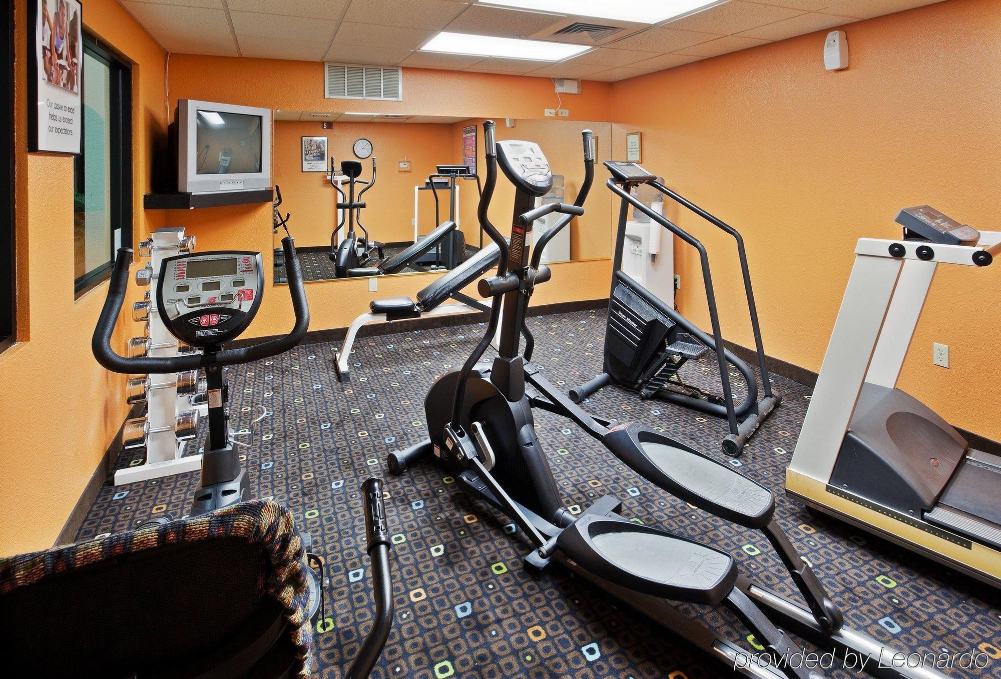 Holiday Inn Express Fallon By Ihg Einrichtungen foto